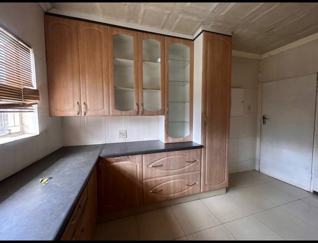 3 BEDROOM HOUSE FOR SALE IN VANDERBIJLPARK CE 4